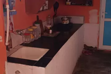 Satılır Həyət Evi Sabunçu Qəsəbəsida