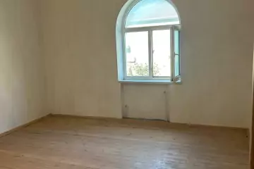 Satılır Həyət Evi Yeni Ramana Qəsəbəsida
