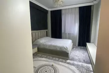 Satılır Yeni Tikili Bakı Kinoteatrıda