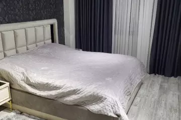 Satılır Yeni Tikili Bakı Kinoteatrıda