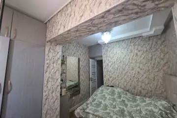 Satılır Köhnə Tikili 8-ci Mikrorayonda