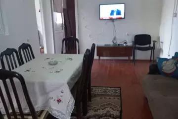 Satılır Həyət Evi Buzovnada