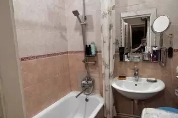 Satılır Köhnə Tikili Qara şəhərda