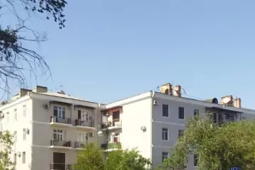 Satılır Köhnə Tikili Qara şəhərda