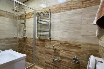 Satılır Yeni Tikili 8-ci Kilometrdə