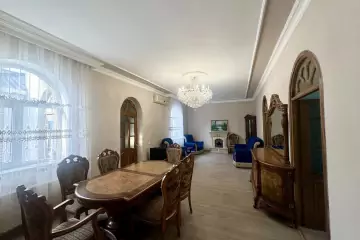 Aylıq Kirayə Həyət Evi Keşlədə