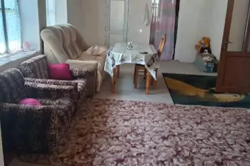 Satılır Həyət Evi Xızı Rayonunda