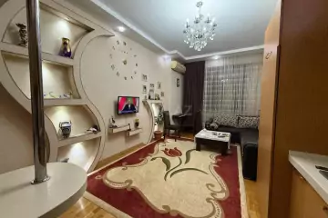 Satılır Yeni Tikili 8-ci Kilometrdə