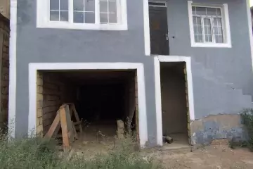 Satılır Həyət Evi Masazırda