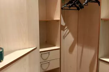Aylıq Kirayə Yeni Tikili Mərkəzdə