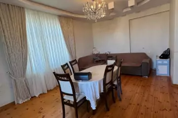 Satılır Yeni Tikili Yeni Yasamalda