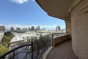Aylıq Kirayə Yeni Tikili Mərkəzdə