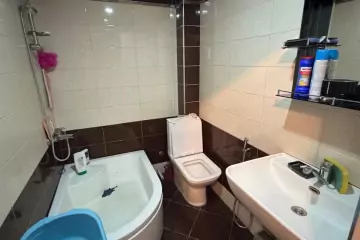 Satılır Yeni Tikili Yeni Yasamalda