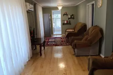 Günlük Kirayə Həyət Evi Lənkəranda
