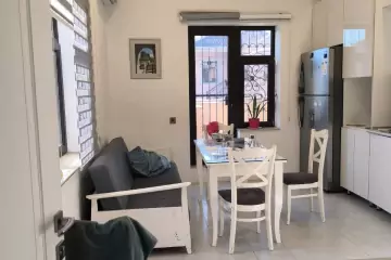 Satılır Həyət Evi Masazırda