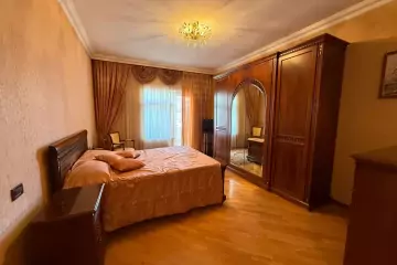 Aylıq Kirayə Yeni Tikili Mərkəzdə