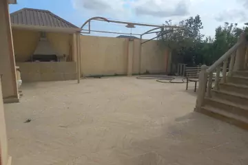 Satılır Həyət Evi Buzovnada
