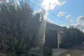 Satılır Həyət Evi Buzovnada