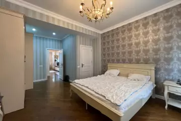 Satılır Yeni Tikili Ağ şəhər Kompleksində