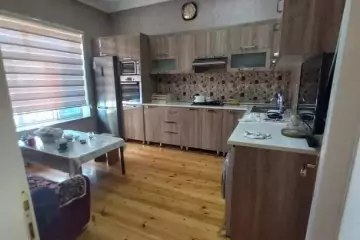 Satılır Həyət Evi Buzovnada