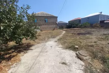 Satılır Həyət Evi Yeni Ramana Qəsəbəsida