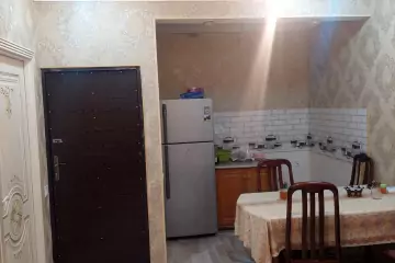 Satılır Köhnə Tikili Biləcəridə
