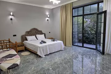 Günlük Kirayə Yeni Tikili Qəbələ şəhərində