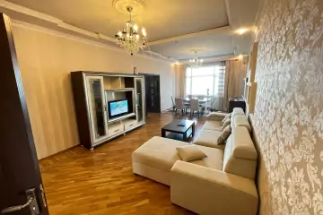 Aylıq Kirayə Yeni Tikili Ağ şəhər Kompleksində