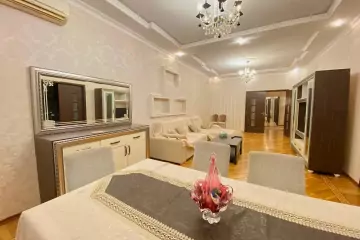 Aylıq Kirayə Yeni Tikili Ağ şəhər Kompleksində