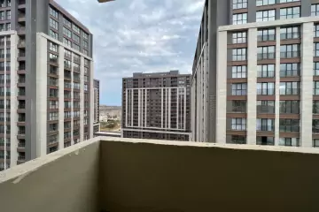 Satılır Yeni Tikili Ağ şəhər Kompleksində