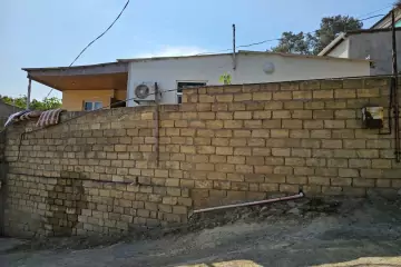 Satılır Həyət Evi Biləcəridə