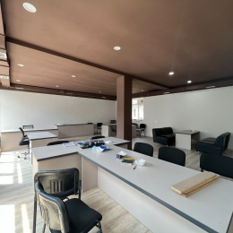 Ofis kirayə 1 otaqlı 80 m², 1 sot  ərazi, Nərimanov parkı