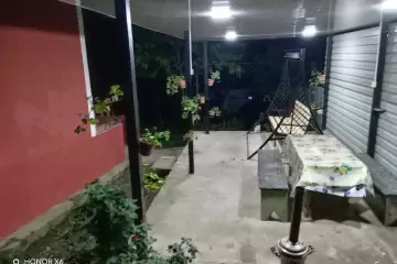 Günlük Kirayə Həyət Evi Vəndam Qəsəbəsində