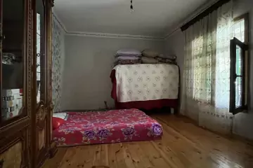 Satılır Həyət Evi Bayılda