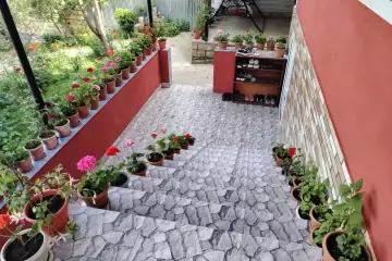 Günlük Kirayə Həyət Evi Vəndam Qəsəbəsində