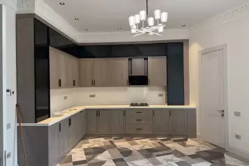 Satılır Yeni Tikili Ağ şəhər Kompleksində