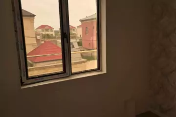 Satılır Həyət Evi Bakıda