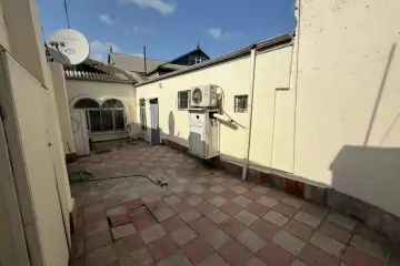 Satılır Həyət Evi Biləcəridə