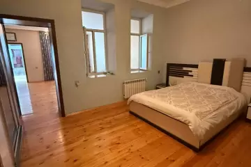 Satılır Həyət Evi Biləcəridə