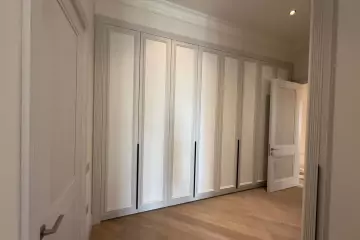 Satılır Yeni Tikili Ağ şəhər Kompleksində