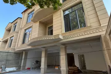 Satılır Həyət Evi 6-cı Mikrorayonda