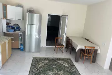 Satılır Bağ Evi Mərkəzi Poçtda