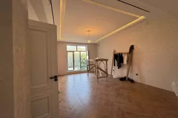 Satılır Həyət Evi 6-cı Mikrorayonda
