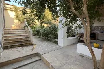 Satılır Həyət Evi Qaraçuxurda