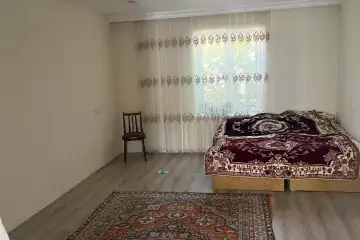 Satılır Bağ Evi Mərkəzi Poçtda