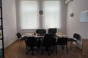 Günlük Kirayə Ofis Sahil Bağıda