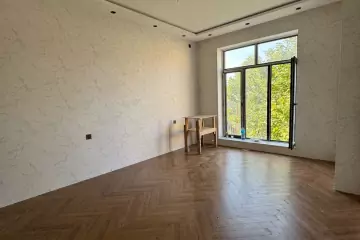 Satılır Həyət Evi 6-cı Mikrorayonda
