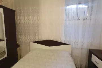 Satılır Köhnə Tikili İçərişəhərdə