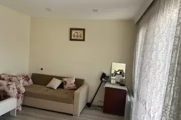 Satılır Bağ Evi Mərkəzi Poçtda