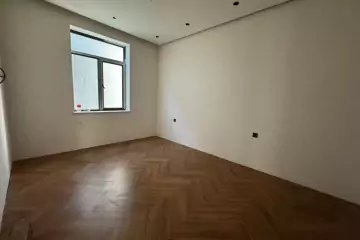 Satılır Həyət Evi 6-cı Mikrorayonda